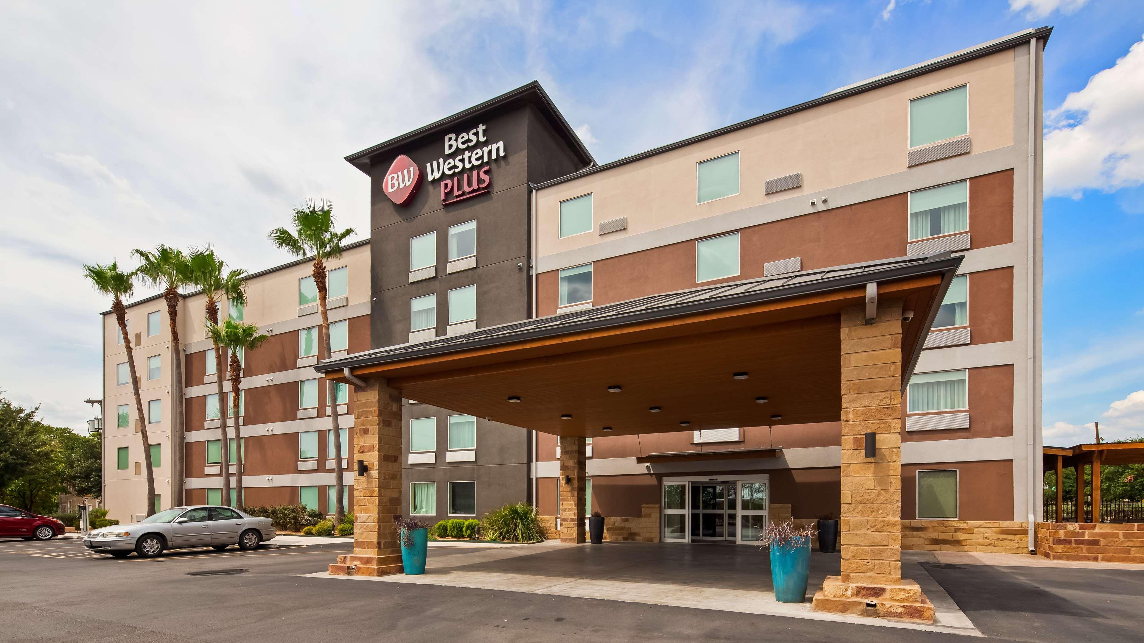Best Western Plus Madison-Huntsville Hotel Extérieur photo